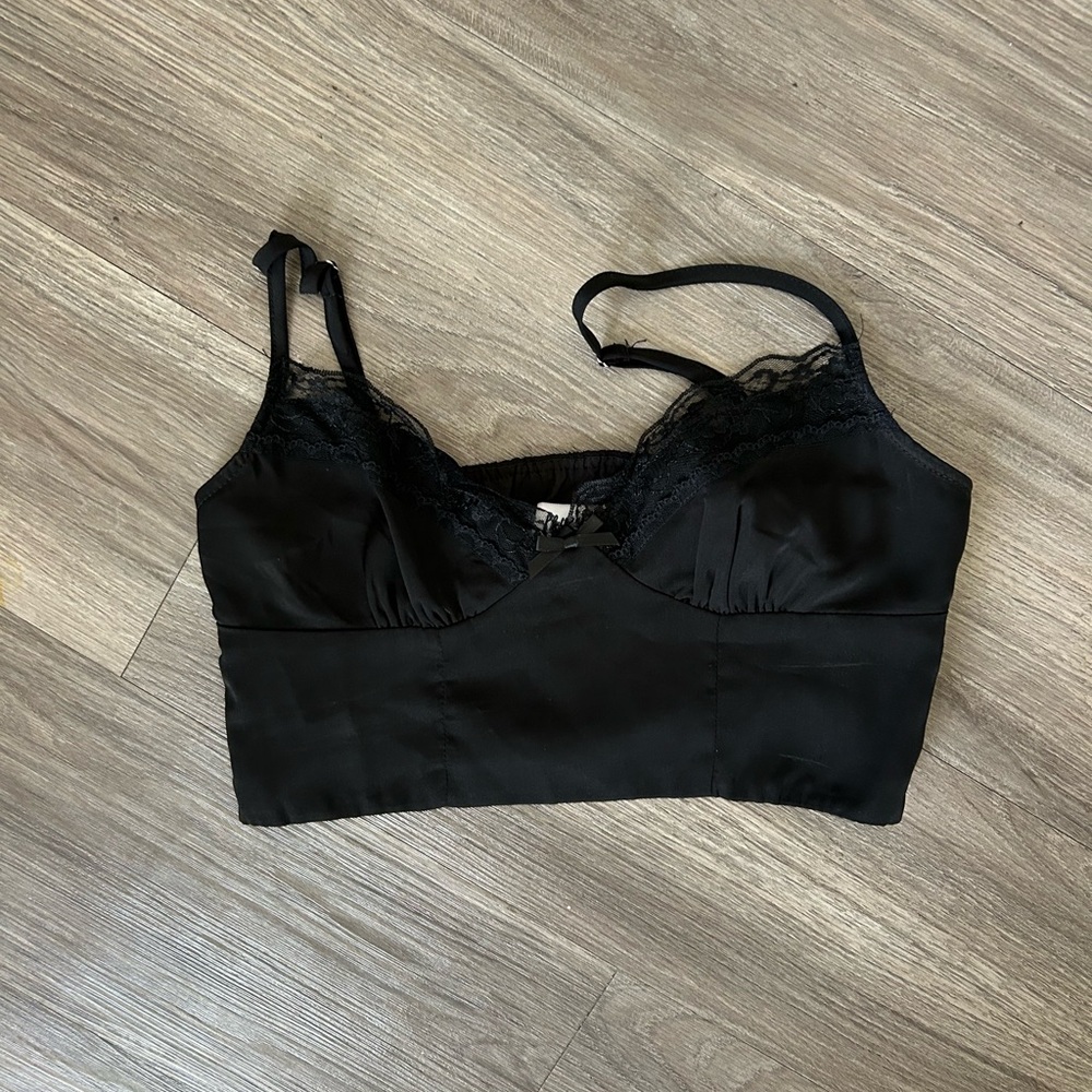 Princess Polly Black Lace Trim Crop Top